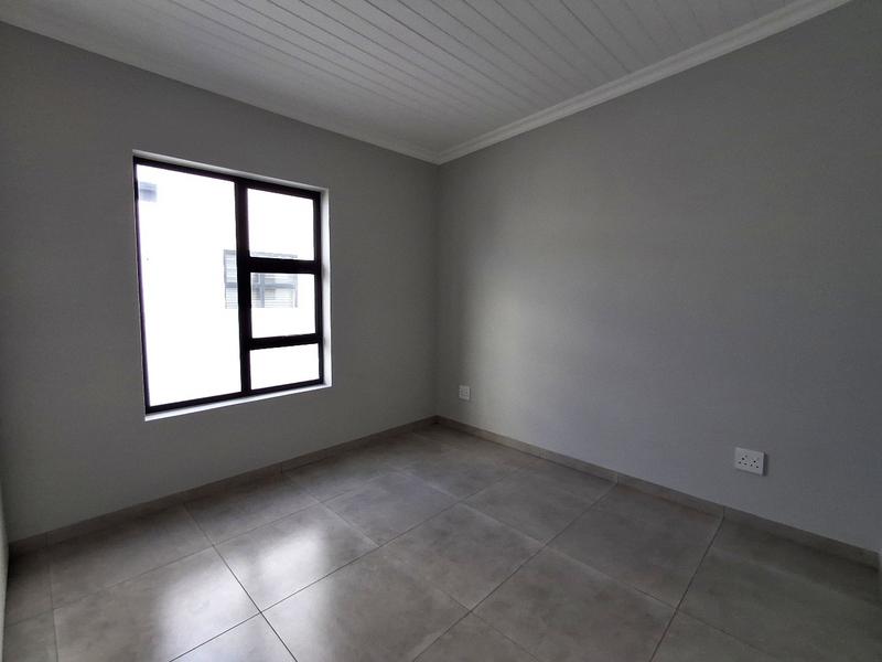 3 Bedroom Property for Sale in Britannia Bay Western Cape